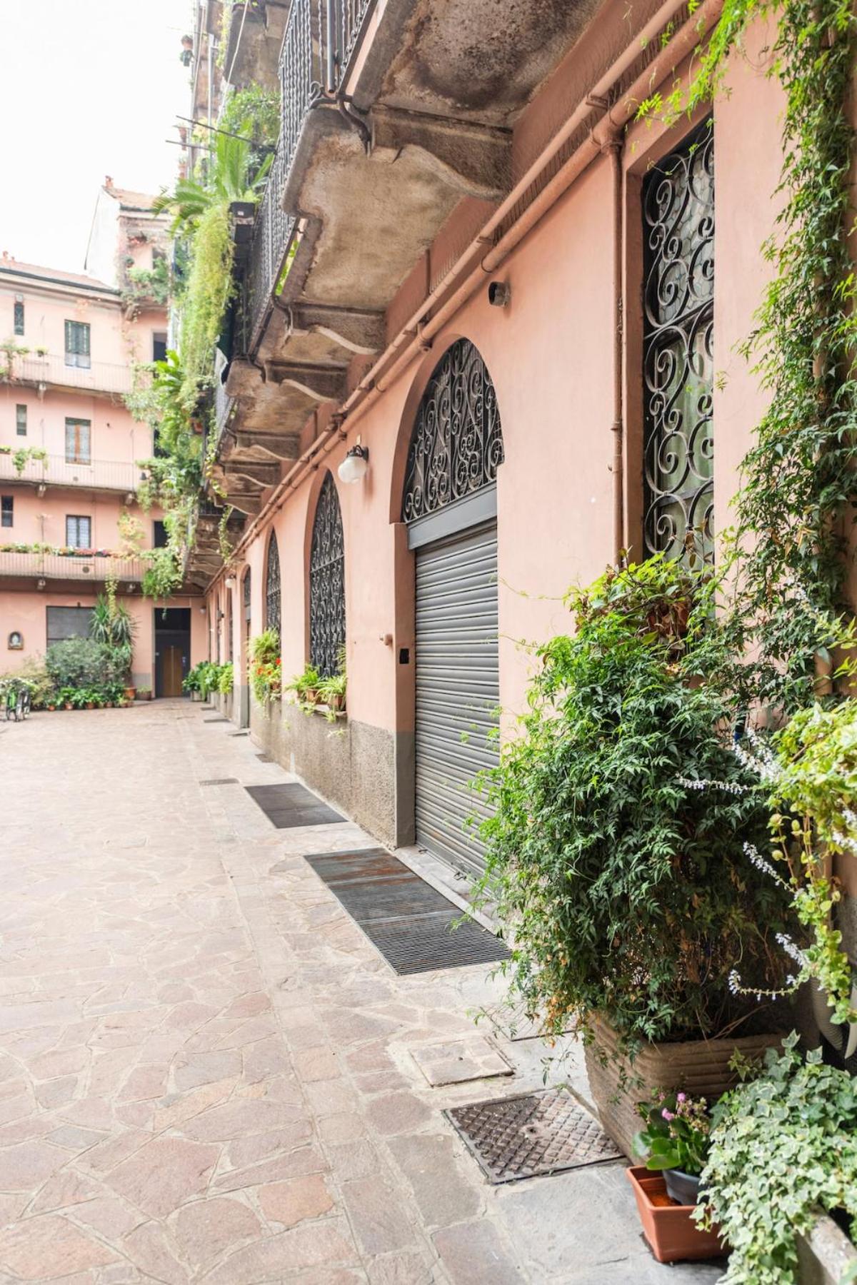 Bocconi Industrial Loft 2bdr, 2btr Appartamento *